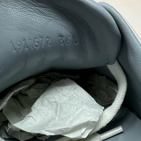 Pre-loved Hermes Calfskin Womens Sneakers Size36.5 color: White Gray Pink - Picture 13 of 16